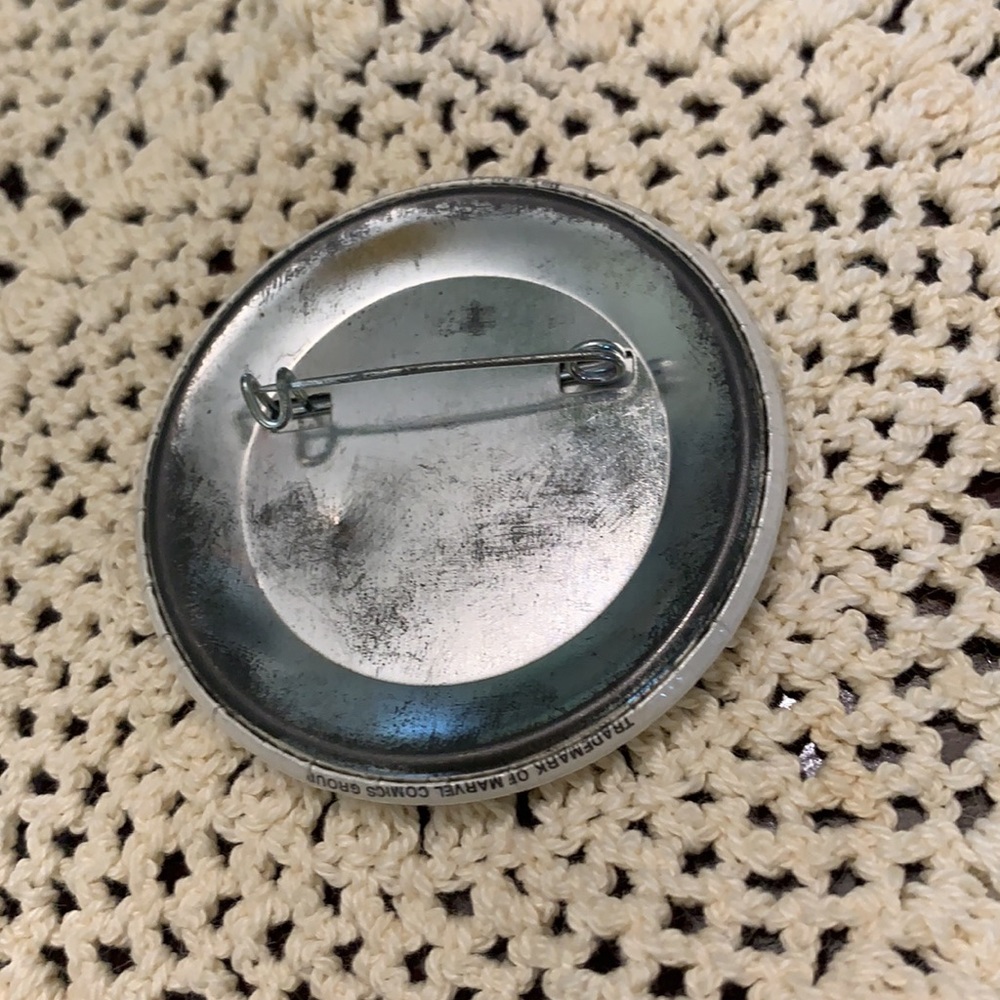 Wolverine Marvel X-Men Button Pinback - Picture 2 of 2